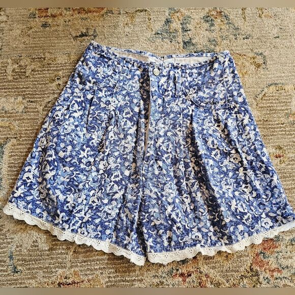 Vintage Gitano Floral Shorts. High Rise Fits Like A Sz 6 - Picture 1 of 5